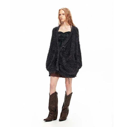 NUHT “Defocus Area” Loose Faux Mink Sweater(Black)