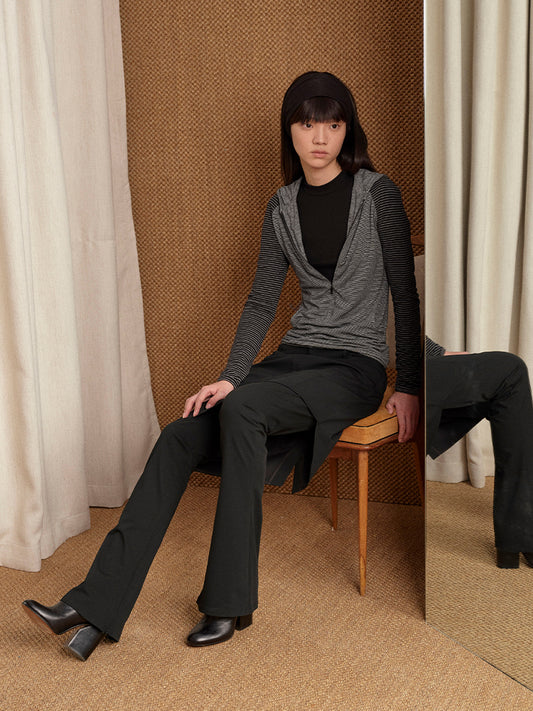 Stripe-contrasting hooded top