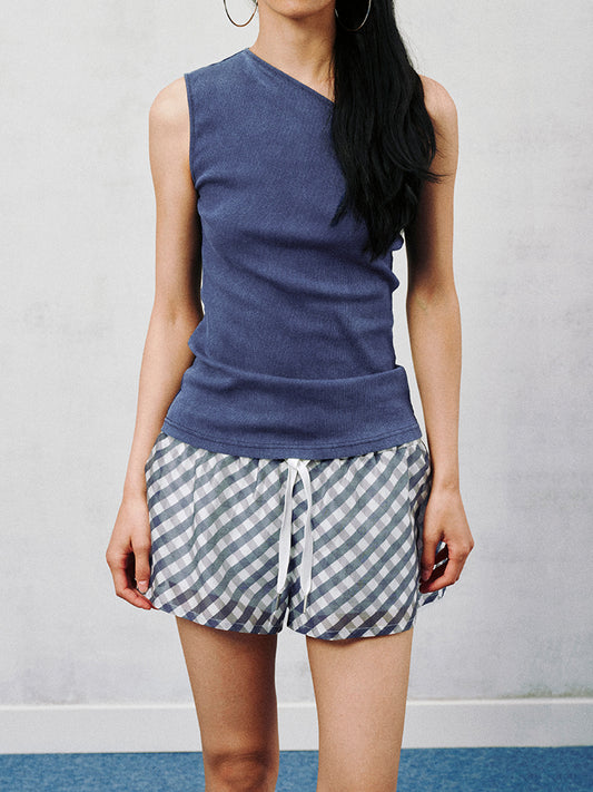 Plaid low-rise shorts