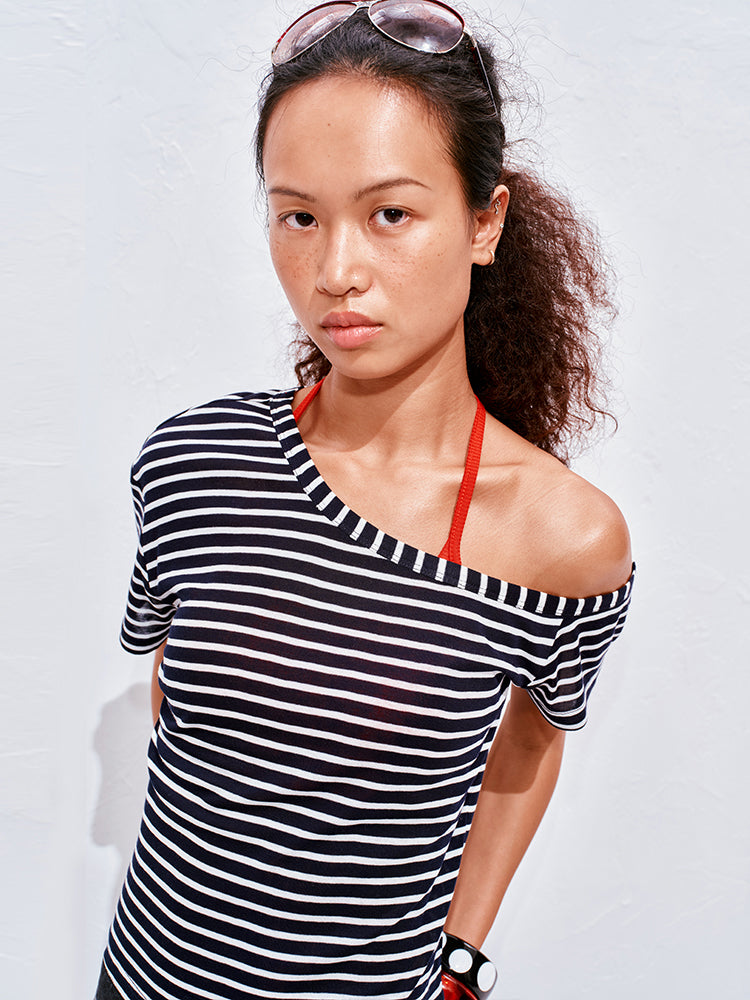 Striped one-shoulder T-shirt