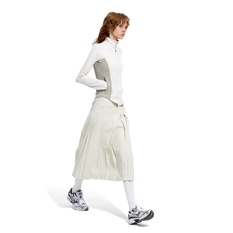 NUTH “Peter‘s Note” White Faux Leather Pleated Skirt